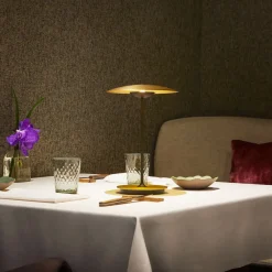 MARSET Bordlamper>LED-bordlampe Ginger, aluminium, messing, dæmpbar.