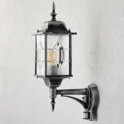 Milano udendørs væglampe med bevægelsessensor^Konstsmide Best