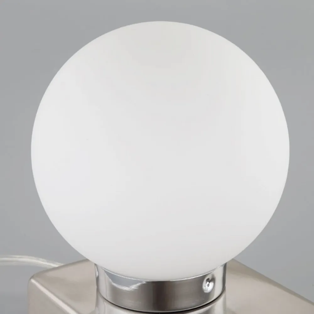 Naomi bordlampe med glaskugle^Lindby New