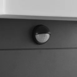 Nestos LED-stibelysning med bevægelsessensor, IP54^Trio Lighting Hot