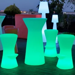 Newgarden Capri LED batteridrevet barbord, RGBW, 110 cm højt, hvid