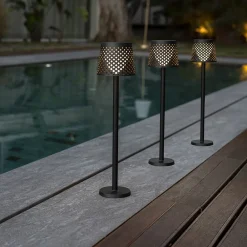 Newgarden Solcellelamper>Greta LED-solcellelampe, sort