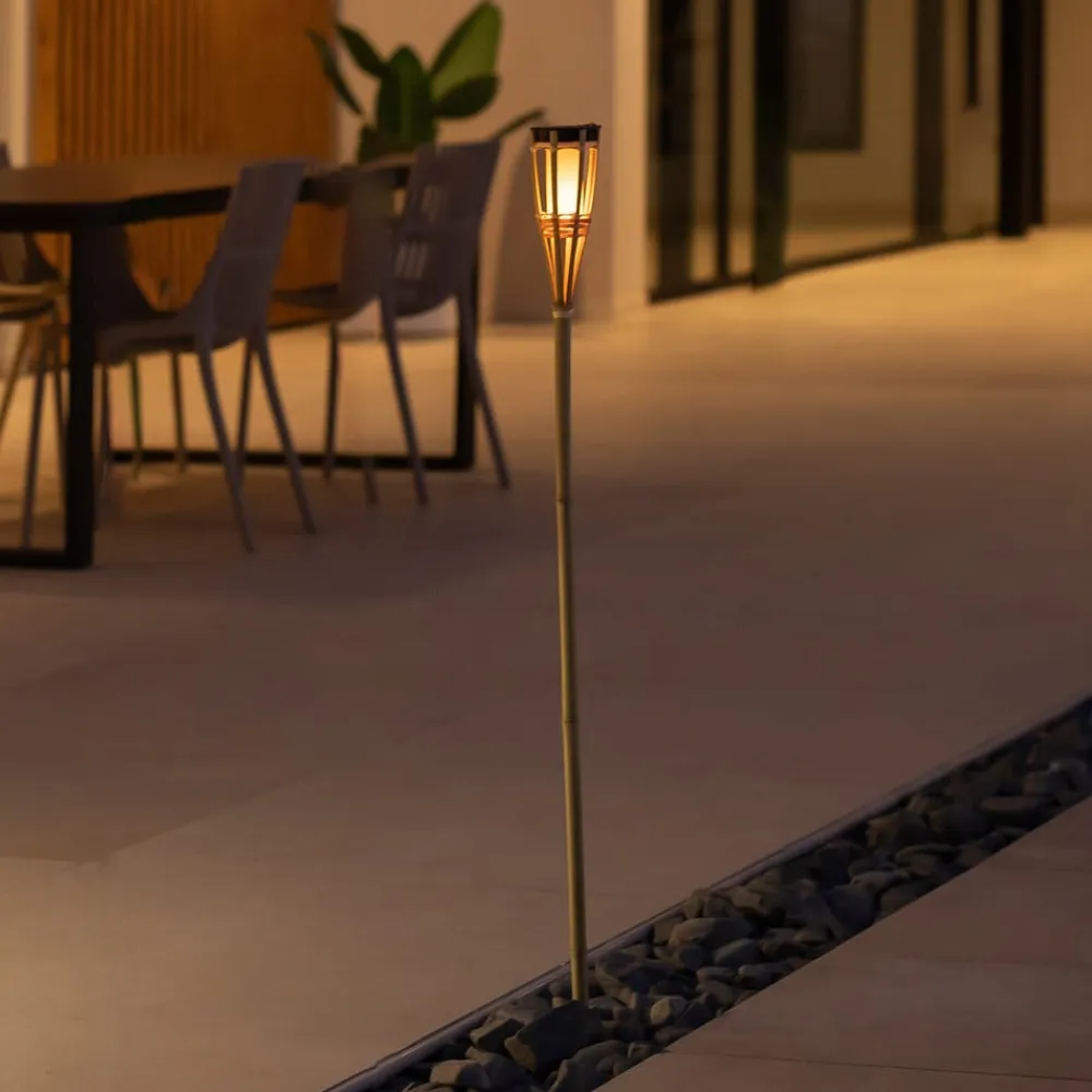 Hiama LED solcelle-havelampe lavet af bambus^Newgarden Outlet