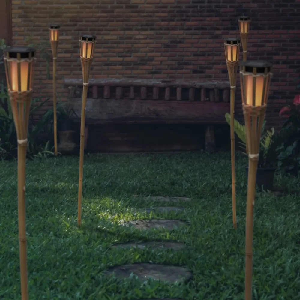 Hiama LED solcelle-havelampe lavet af bambus^Newgarden Outlet