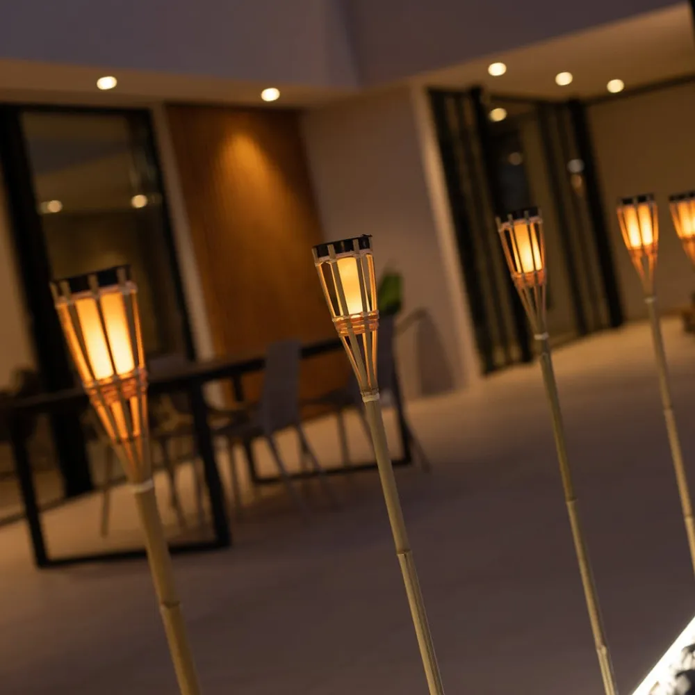 Hiama LED solcelle-havelampe lavet af bambus^Newgarden Outlet