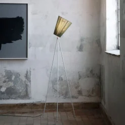 Northern Gulvlamper|Gulvlamper>Oslo Wood gulvlampe, lysegrå/olivengrøn