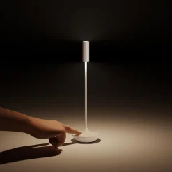 Sigor Nucandle LED genopladelig bordlampe, sort/kobber, IP54, dæmpbar