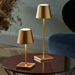 Sigor Nuindie mini LED genopladelig bordlampe, USB-C, guld, IP54, dæmpbar