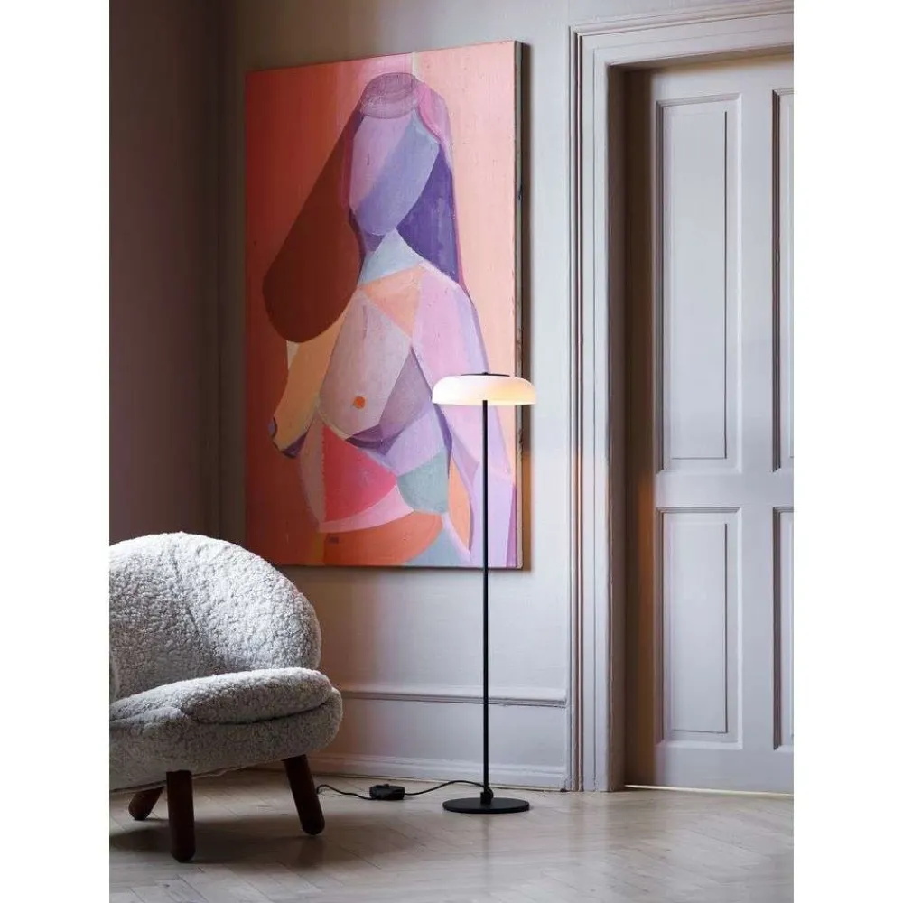 Nuura LED-gulvlampe Blossi, højde 120 cm, sort/opal^Nuura Aps Hot