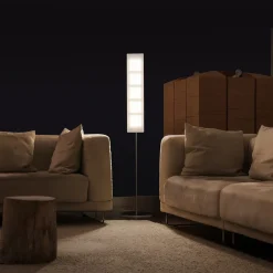 OMLED One f5 gulvlampe i sort