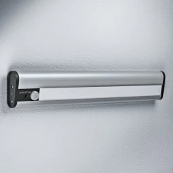 LED-batteridrevet underskabslampe LINEAR MOBILE, 30 cm Sensor USB^OSRAM Online
