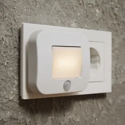 Børn OSRAM LED-stikkontakt-natlampe LUNETTA HALL PIR-sensor hvid