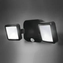 OSRAM Væglampe Med Sensor|Udendørs Spot><noscript><img width=