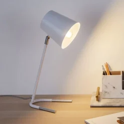 True Ally skrivebordslampe i hvid^Pauleen Clearance