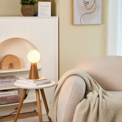 Pauleen Woody Soul bordlampe, træfod, glaskugle