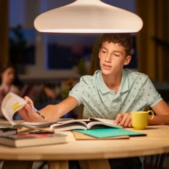 Philips E27 7 W 827 filament LED-pære