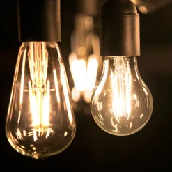 E27 LED-pære filament 4,3W 2.700K^Philips