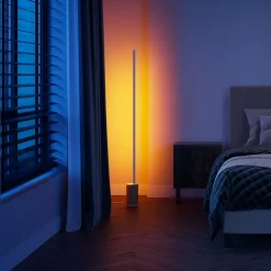 Gradient Signe Oak LED-gulvlampe^Philips Hue New