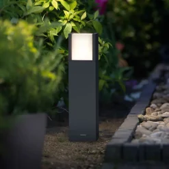 Philips Gadebelysning>LED-sokkellampe Arbour UE, 3.000 K