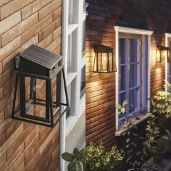 Philips udendørs LED-væglampe Lysin UE, sensor, IP44