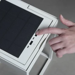 Konstsmide Portofino LED-solcellelygte, væg/bord, hvid