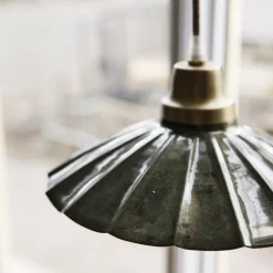 PR Home Hængelampe Ester, grøn, Ø 24 cm, jern, stik