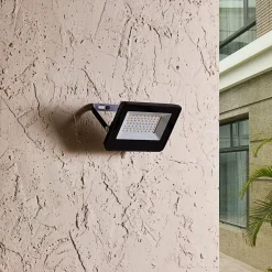 PRIOS Udendørs Spot>Liezel udendørs LED-spotlampe 30W RGBW Tuya