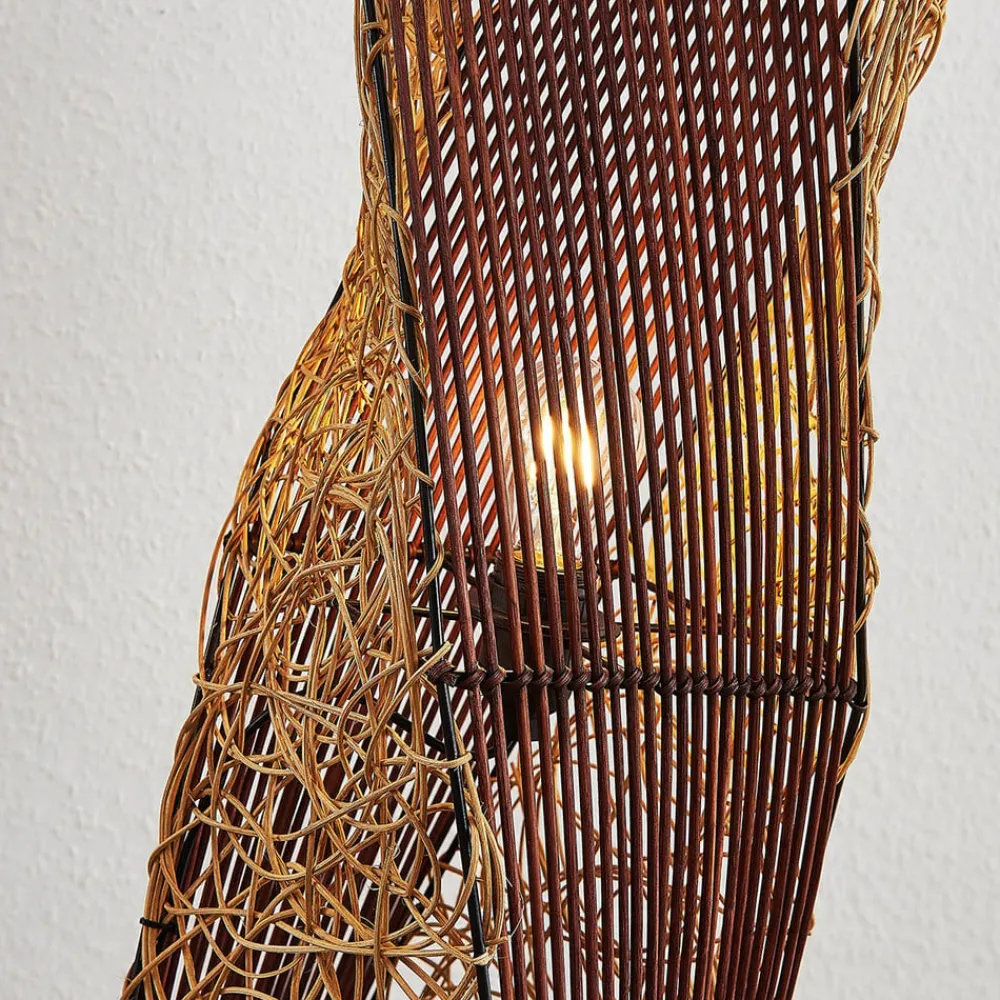 Lindby Gulvlamper|Gulvlamper>Rattan gulvlampe Kassia til hyggebelysning