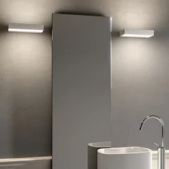 InOut W2 Indoor LED-væglampe 3.000 K^Rotaliana Outlet