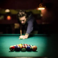 SEGULA LED-kugle Flydende Billard sort 8, E27, G200 4 W 922