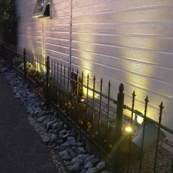 Sendling LED-lampe med jordspyd lavet af trykstøbt aluminium^Ledino Outlet