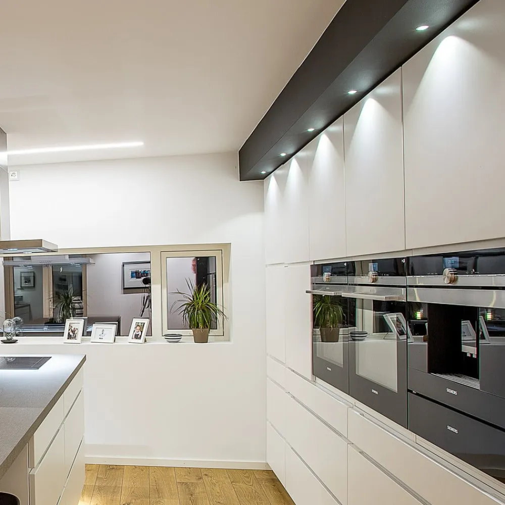 The Light Group SLC MiniOne Tilt LED-indbygningslampe hvid 3.000 K