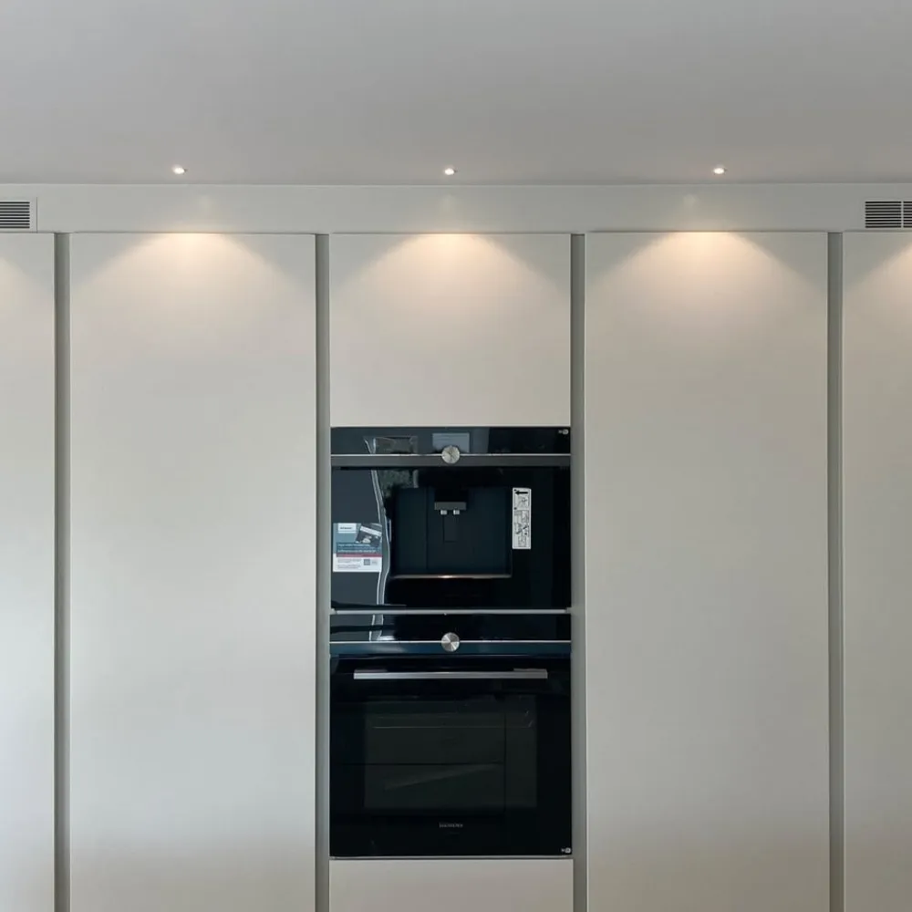 The Light Group SLC MiniOne Tilt LED-indbygningslampe hvid 3.000 K