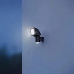 LS 150 S udendørsspot, sensor, sort^STEINEL Best