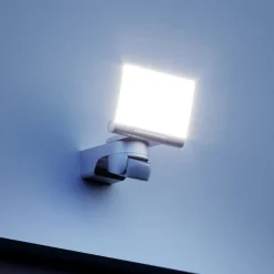 XLED Home 2 S udendørsspot, sensor, sølv^STEINEL Best