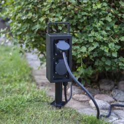 STAR TRADING Stikdåse med stik-kabel, jordspyd