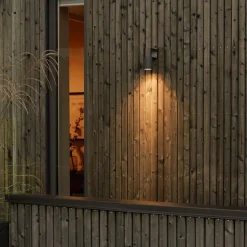 Konstsmide Væglamper>Temi udendørs væglampe, sort, bredde 11 cm, aluminium