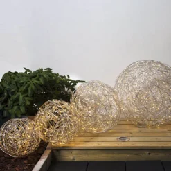 Trassel LED udendørs dekoration Ø 37,5 cm^STAR TRADING Clearance