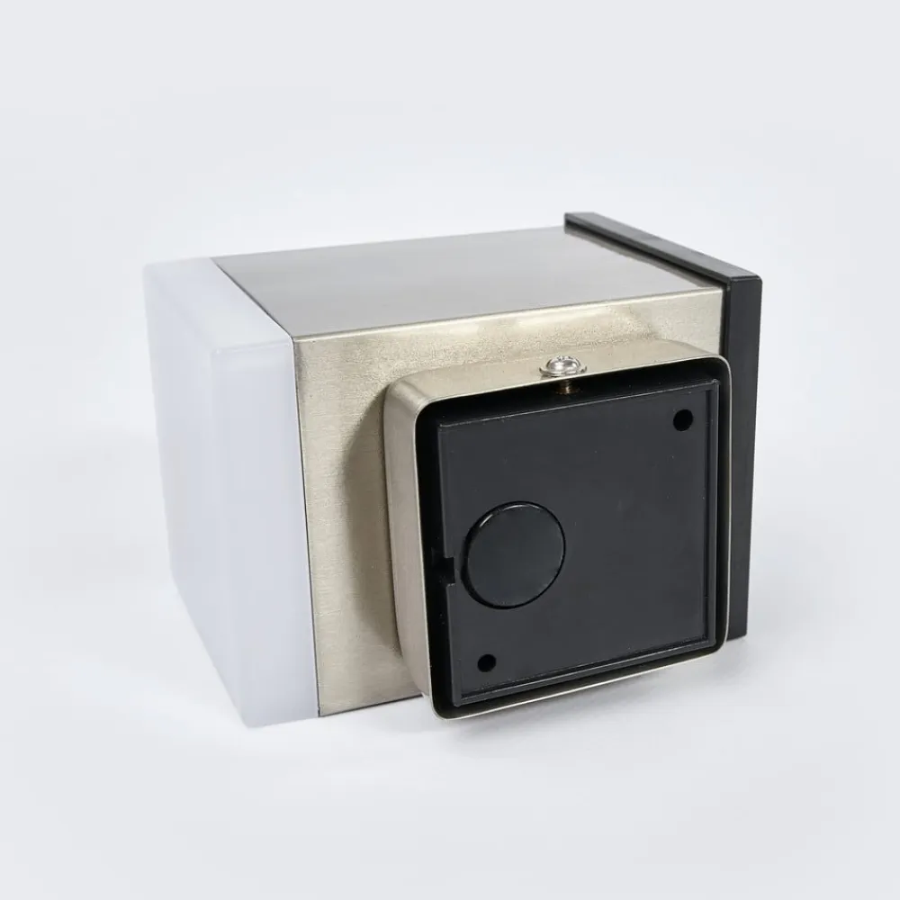 Lindby Solcellelamper>Tyson LED-væglampe solcelle, kantet satineret