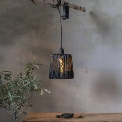 STAR TRADING Udendørs Pendellamper>Udendørs LED-hængelampe Snor sort plast Ø 15cm batteri