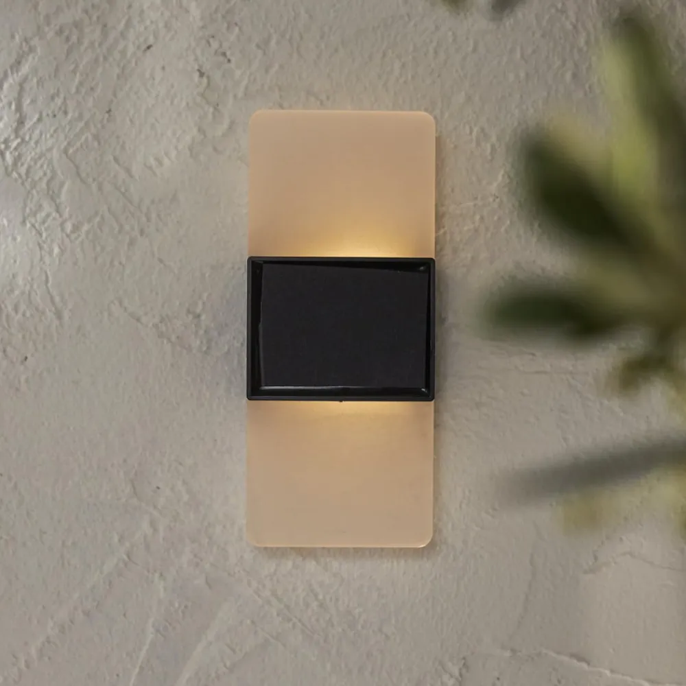 Udendørs LED-væglampe Wally, 14x6 cm hvid frostet CCT^STAR TRADING