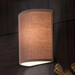 Ufo væglampe med linnedskærm i brun^ORION New
