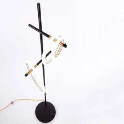 Marchetti Ulaop LED-gulvlampe, tre ringe, sort