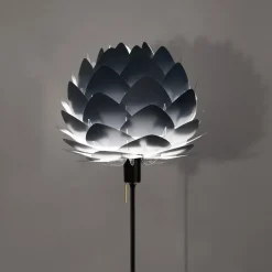 UMAGE Gulvlamper><noscript><img width=