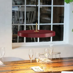 Asteria medium LED-hængelampe, messing, rød^UMAGE