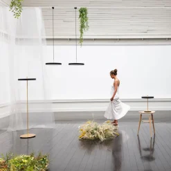 LED-bordlampe Asteria Table, USB, sort/messing^UMAGE Hot