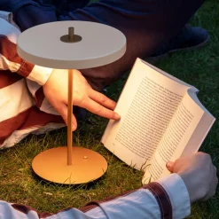 LED-bordlampe Asteria Move perlehvid/messing 31cm^UMAGE Sale