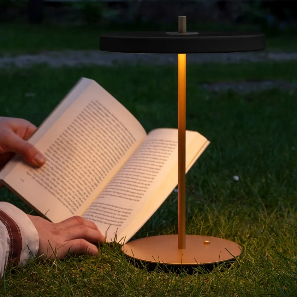 UMAGE Bordlamper>LED-bordlampe Asteria Move sort/messing 31 cm