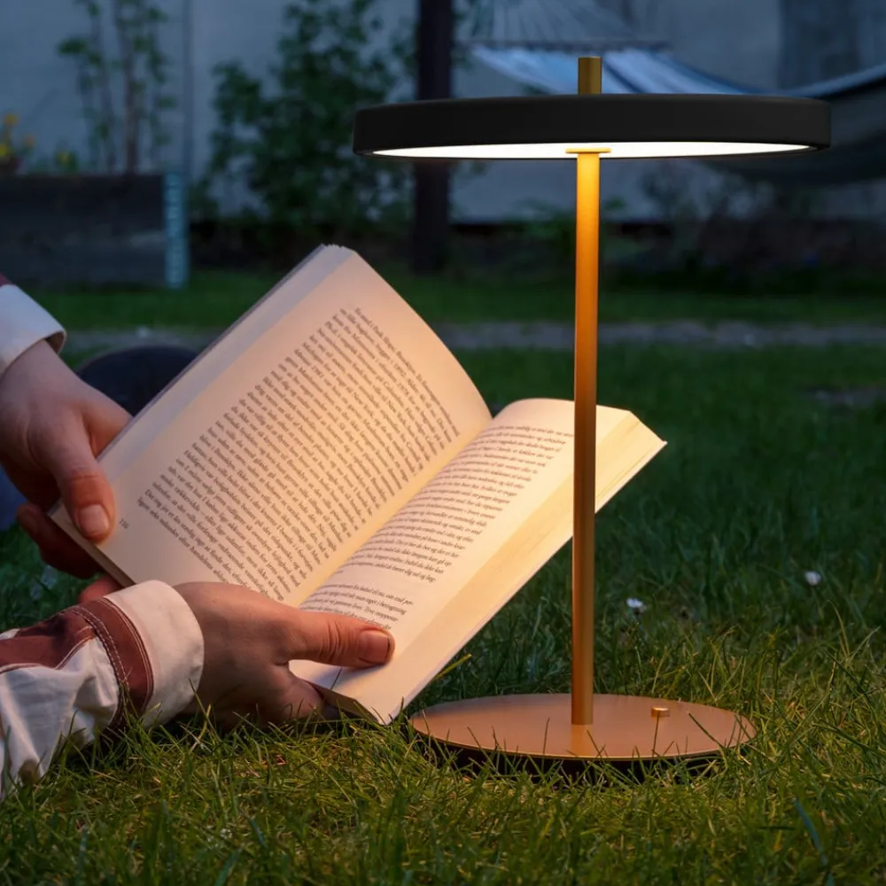 UMAGE Bordlamper>LED-bordlampe Asteria Move sort/messing 31 cm