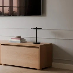 LED-bordlampe Asteria Table, USB, sort/sort^UMAGE Discount